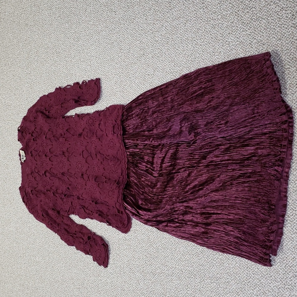 Maroon silk knit lightweight sweater with crochet overlay and velvet skirt.Bin#5